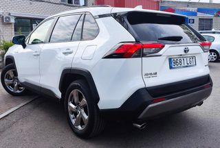 Toyota RAV4 Hibrido 4x4 60.000km PRECIO NEGOCIABLE