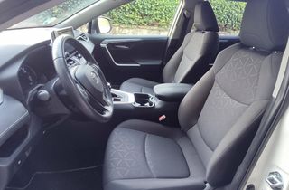 Toyota RAV4 Hibrido 4x4 60.000km PRECIO NEGOCIABLE