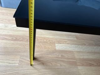 Mesa de centro cristal y metal negra