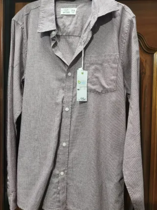 Camisa de niño talla 13/14 color granate y blanco