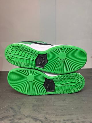 Nike SB Dunk Low Pro - Negro, Verde, Blanco