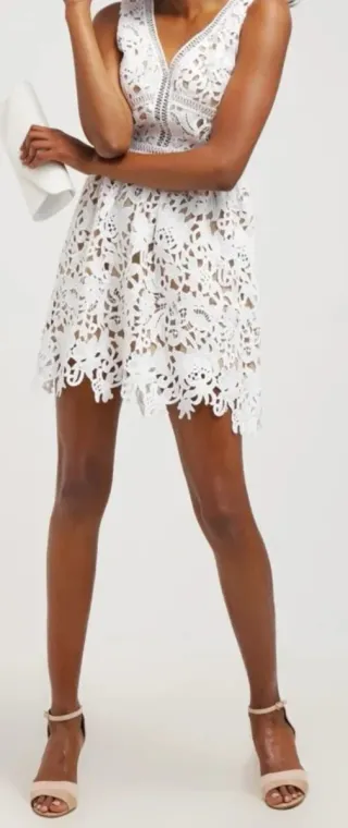 Vestido de encaje blanco