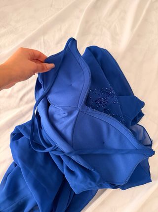 Vestido azul con pedrería