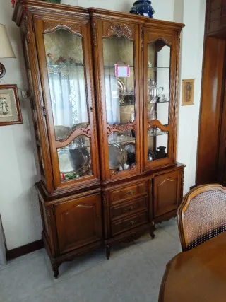 Comedor Vintage con Vitrina