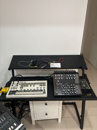 Mesa DJ/Estudio Negra  Como nuevo