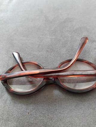 Montura de gafas de tortuga