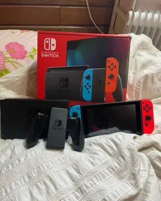 Nintendo Switch con Joy-Cons Rojo y Azul