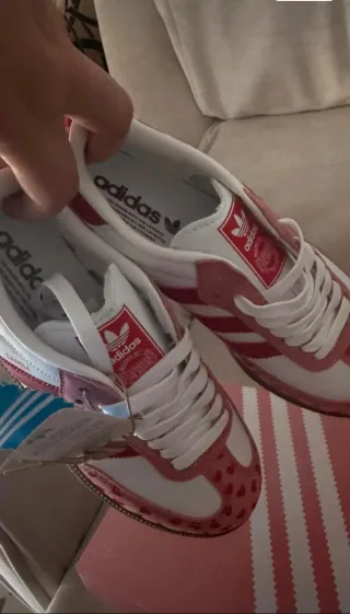 Adidas Samba x CDG Corazón Rojo Blanco