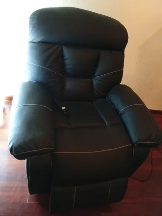 Sillón eléctrico multiposición piel negro.NUEVO