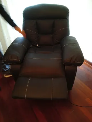 Sillón eléctrico multiposición piel negro.NUEVO