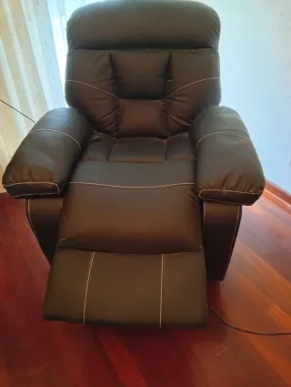 Sillón eléctrico multiposición piel negro.NUEVO