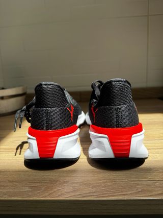 Zapatillas Puma PWRFrame TR Negras Rojas