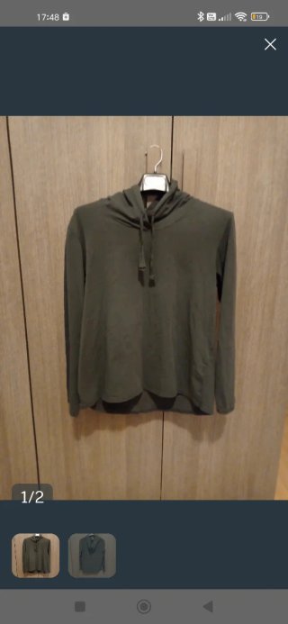 Conjunto di magliette, maglioni, pantaloncini e felpe da donna