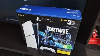 PS5 Slim 1TB con lector + FC24