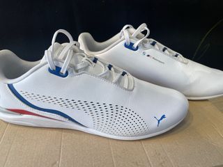 Zapatillas Puma BMW Blancas y Azules. Talla 44