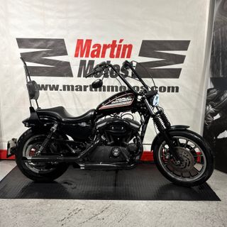 HARLEY DAVIDSON Sportster 883 Roadster
