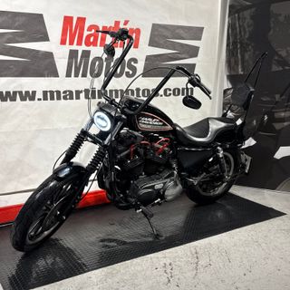 HARLEY DAVIDSON Sportster 883 Roadster