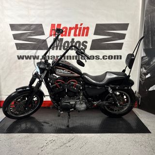 HARLEY DAVIDSON Sportster 883 Roadster