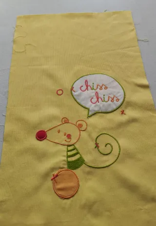 Telas bordadas infantiles