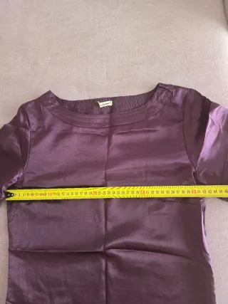 Camiseta satén morada talla S