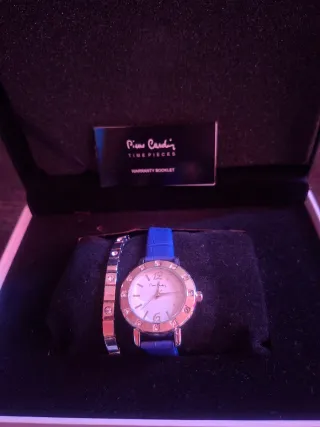 Conjunto Reloj y Pulsera Pierre Cardin Azul