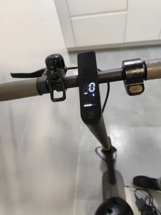 Patinete Eléctrico Xiaomi + Casco