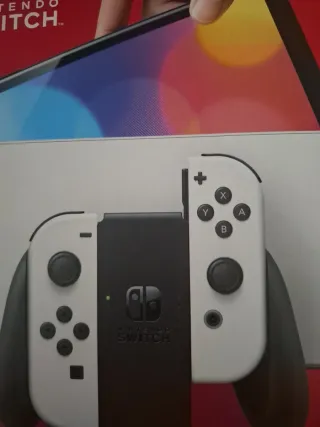 Nintendo Switch Blanca y Negra