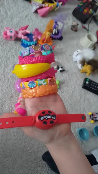 Braccialetti colorati per bambina