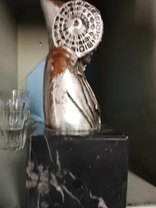 Figura Busto Mujer Mármol y Metal