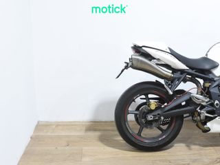 TRIUMPH STREET TRIPLE (A)