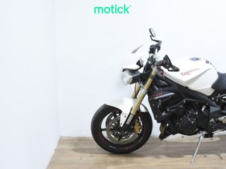 TRIUMPH STREET TRIPLE (A)