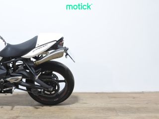 TRIUMPH STREET TRIPLE (A)