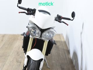 TRIUMPH STREET TRIPLE (A)