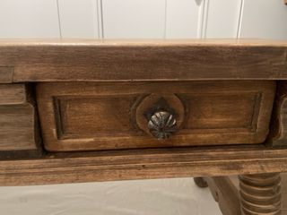 Mesa de madera rústica