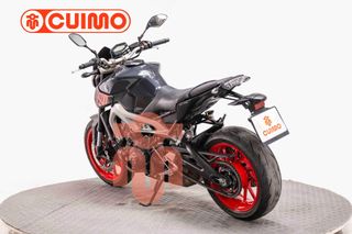 YAMAHA MT 09