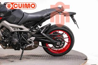 YAMAHA MT 09