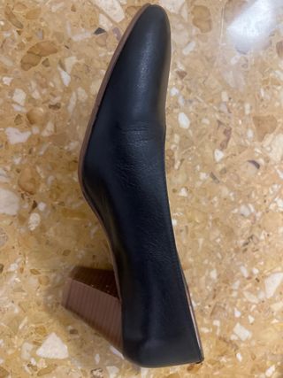 Zapatos de tacón beige