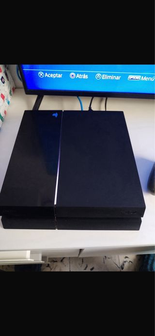 PS4 (PlayStation 4) Nera