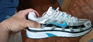 Zapatillas Nike Air P6000 Plata y Blanco