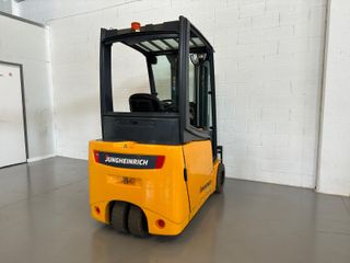 Carretilla Elevadora Jungheinrich 1800 kg