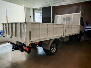 Nissan Cabstar 2019