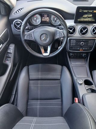 MERCEDES-BENZ - Clase GLA GLA 200 Urban