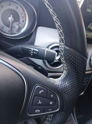 MERCEDES-BENZ - Clase GLA GLA 200 Urban