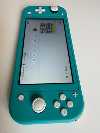 Nintendo Switch Lite verde con caja