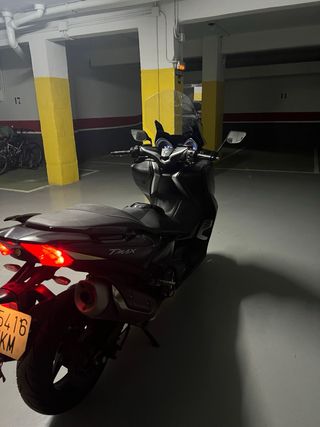 Yamaha Tmax 530 2018 Negra