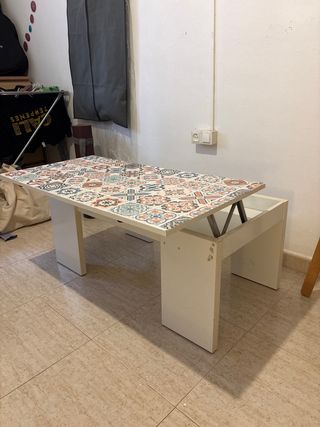Mesita elevable comedor URGE VENDER!!!