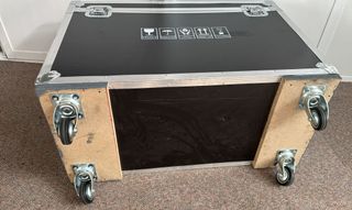 Baúl Flightcase con Ruedas 95x48x74cm