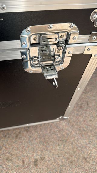 Baúl Flightcase con Ruedas 95x48x74cm