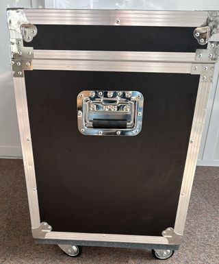 Baúl Flightcase con Ruedas 95x48x74cm