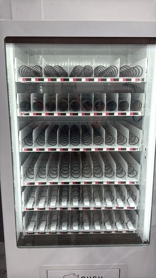 Lote 2 Máquinas Vending Blancas